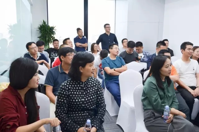 长江商学院EMBA活动走进盛诺一家.webp (7).jpg 长江商学院EMBA活动走进盛诺一家.webp (7).jpg