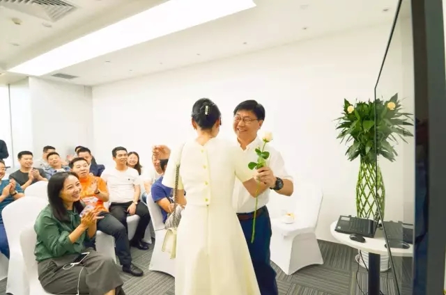 长江商学院EMBA活动走进盛诺一家.webp (10).jpg 长江商学院EMBA活动走进盛诺一家.webp (10).jpg