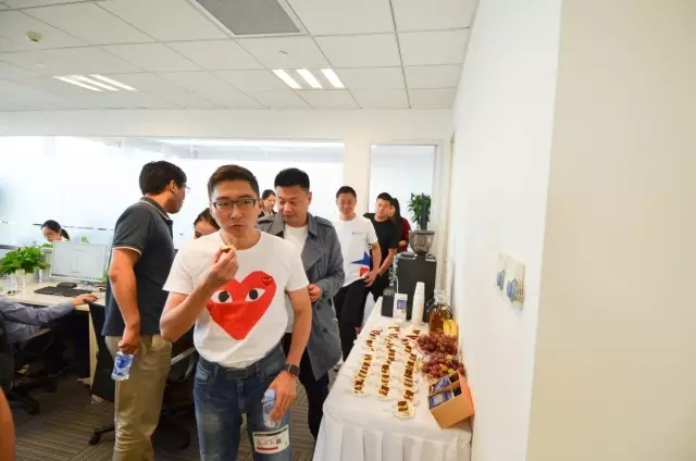 长江商学院EMBA活动走进盛诺一家.webp (12).jpg 长江商学院EMBA活动走进盛诺一家.webp (12).jpg