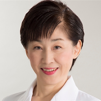 山内 英子